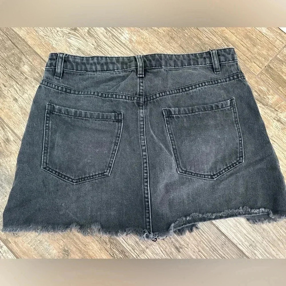 We the Free Black Denim Zipper mini Skirt 30 - Picture 4 of 5